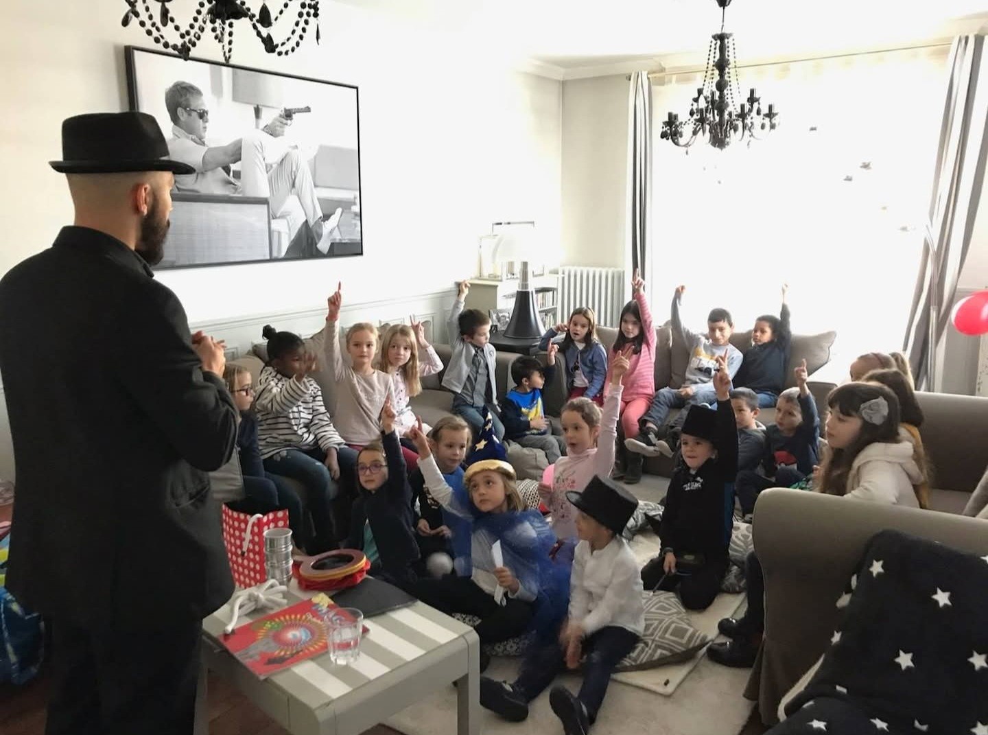 Magicien professionnel anniversaire enfant Hauts-de-Seine